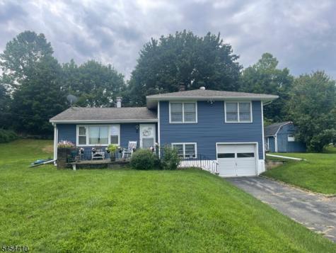 8 Regina Lane Independence NJ 07838