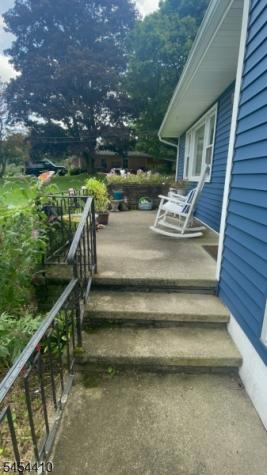 8 Regina Lane Independence NJ 07838