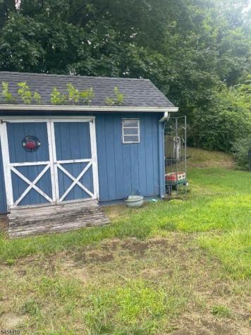 8 Regina Lane Independence NJ 07838