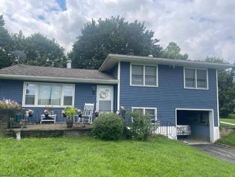 8 Regina Lane Independence NJ 07838