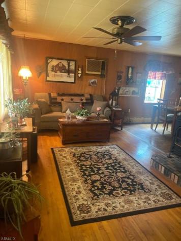 8 Regina Lane Independence NJ 07838