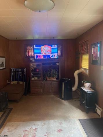 8 Regina Lane Independence NJ 07838