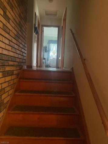 8 Regina Lane Independence NJ 07838
