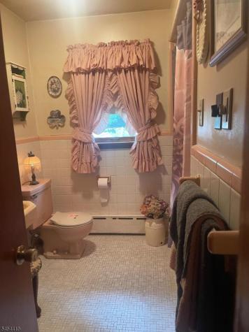 8 Regina Lane Independence NJ 07838