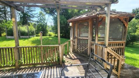 16 Lloyd Avenue Branchville NJ 07826