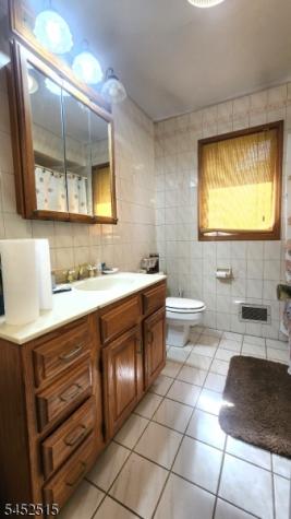 16 Lloyd Avenue Branchville NJ 07826
