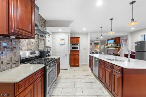 130 Renner Avenue Newark NJ 07112