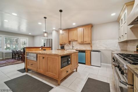 356 N Arlington Avenue East Orange NJ 07017