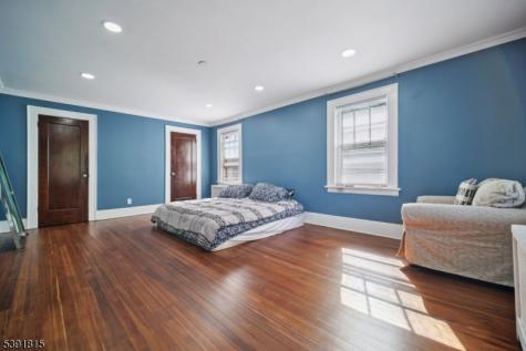 356 N Arlington Avenue East Orange NJ 07017