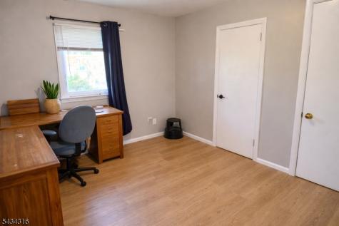 3 Spalding Drive Livingston NJ 07039