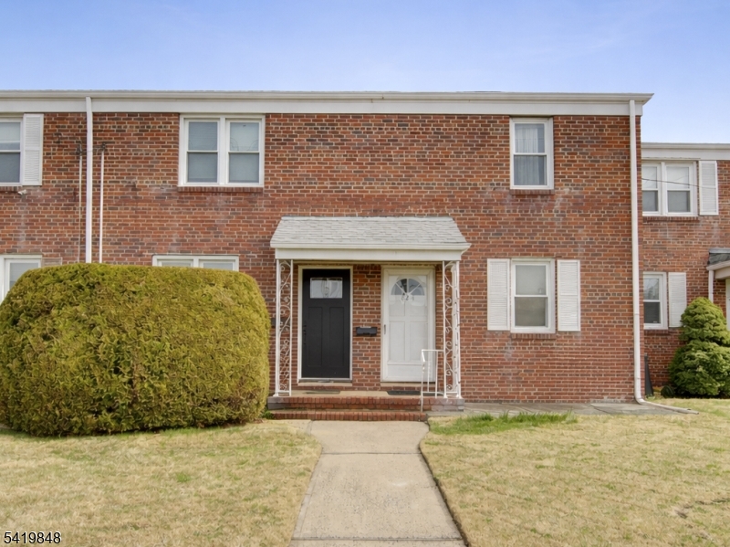 824 N Stiles Street Linden NJ 07036