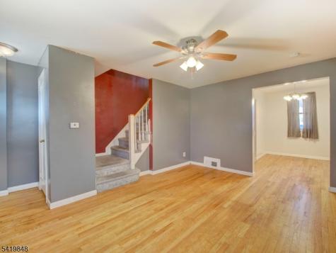 824 N Stiles Street Linden NJ 07036
