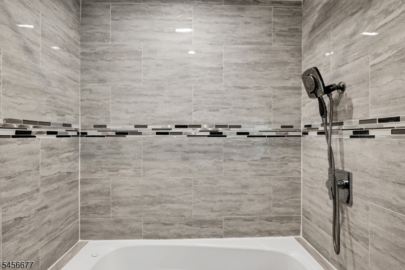 464 Simons Avenue Hackensack NJ 07601