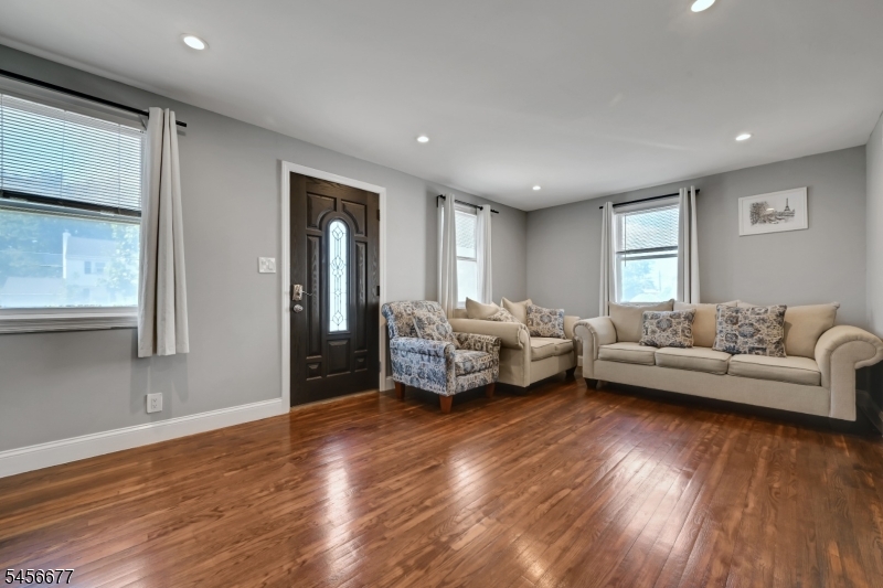 464 Simons Avenue Hackensack NJ 07601