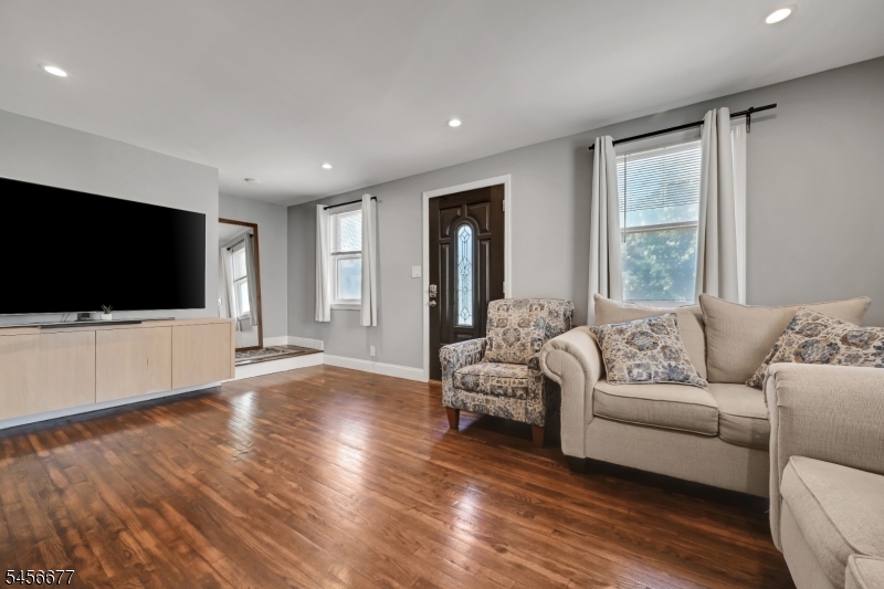 464 Simons Avenue Hackensack NJ 07601