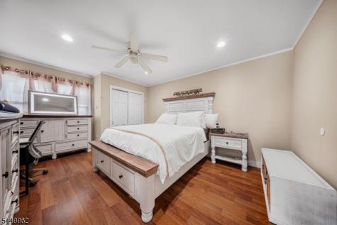 93 N 15th Street Prospect Park NJ 07508