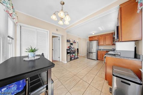 93 N 15th Street Prospect Park NJ 07508
