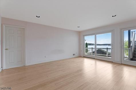159 Mcgregor Avenue Mount Arlington NJ 07856