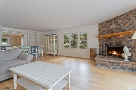 159 Mcgregor Avenue Mount Arlington NJ 07856