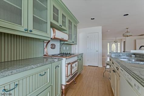 159 Mcgregor Avenue Mount Arlington NJ 07856