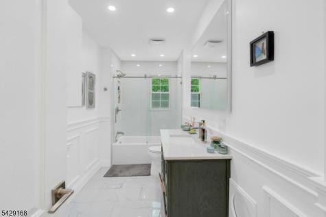 109 Malcolm Road Mahwah NJ 07430