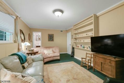 109 Malcolm Road Mahwah NJ 07430