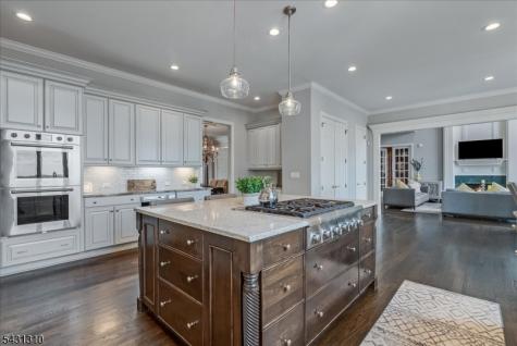 12 Beacon Hill Drive Chester NJ 07930