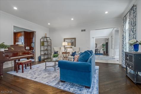 12 Beacon Hill Drive Chester NJ 07930