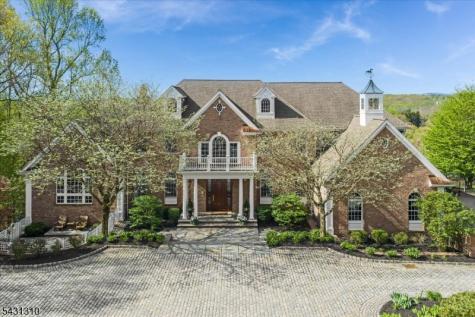 12 Beacon Hill Drive Chester NJ 07930