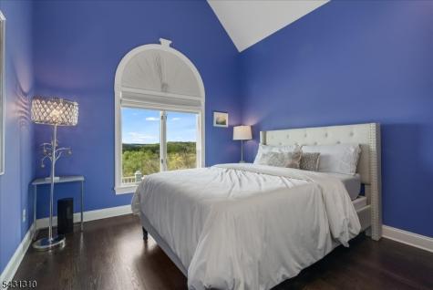 12 Beacon Hill Drive Chester NJ 07930