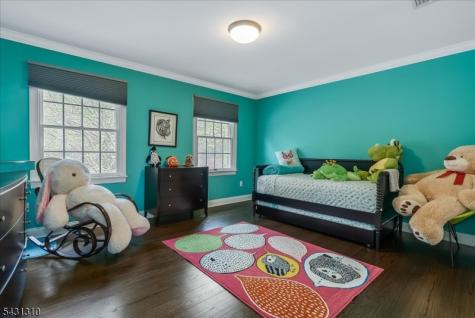 12 Beacon Hill Drive Chester NJ 07930