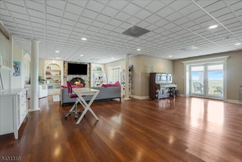 12 Beacon Hill Drive Chester NJ 07930