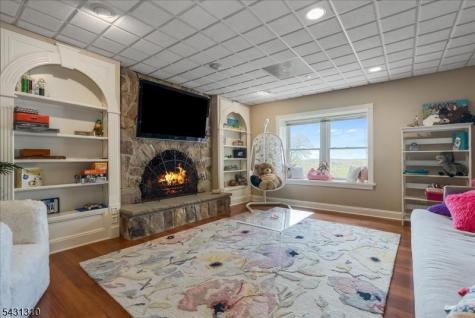 12 Beacon Hill Drive Chester NJ 07930