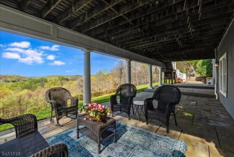 12 Beacon Hill Drive Chester NJ 07930
