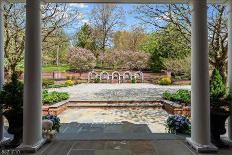 12 Beacon Hill Drive Chester NJ 07930