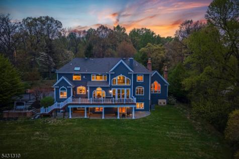 12 Beacon Hill Drive Chester NJ 07930