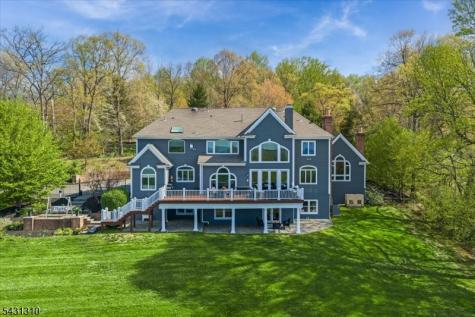 12 Beacon Hill Drive Chester NJ 07930