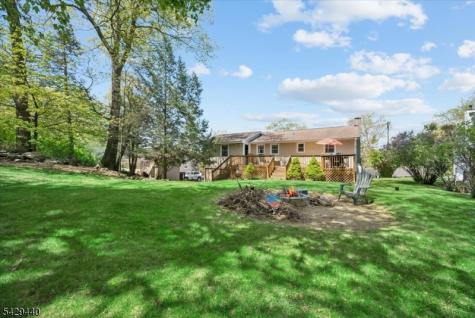 119 Rollins Trail Hopatcong NJ 07843