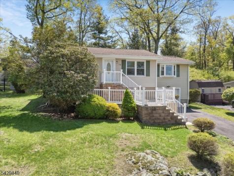119 Rollins Trail Hopatcong NJ 07843