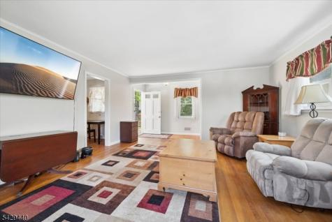 119 Rollins Trail Hopatcong NJ 07843