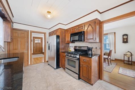 169 Oak Ridge Avenue Nutley NJ 07110