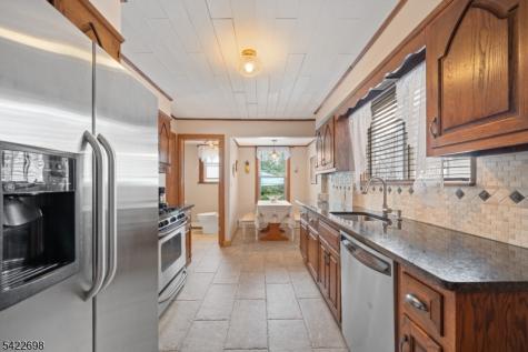 169 Oak Ridge Avenue Nutley NJ 07110