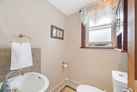 169 Oak Ridge Avenue Nutley NJ 07110