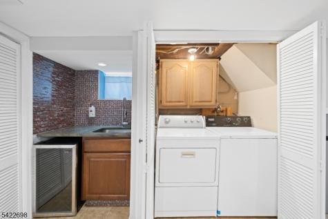 169 Oak Ridge Avenue Nutley NJ 07110