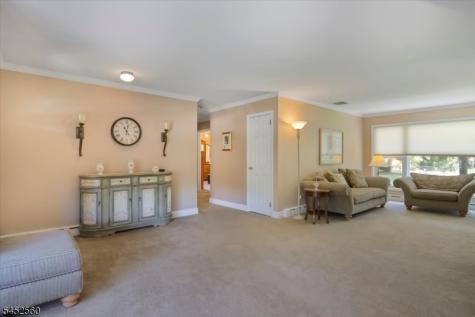 17 Hilldale Road Montville NJ 07058
