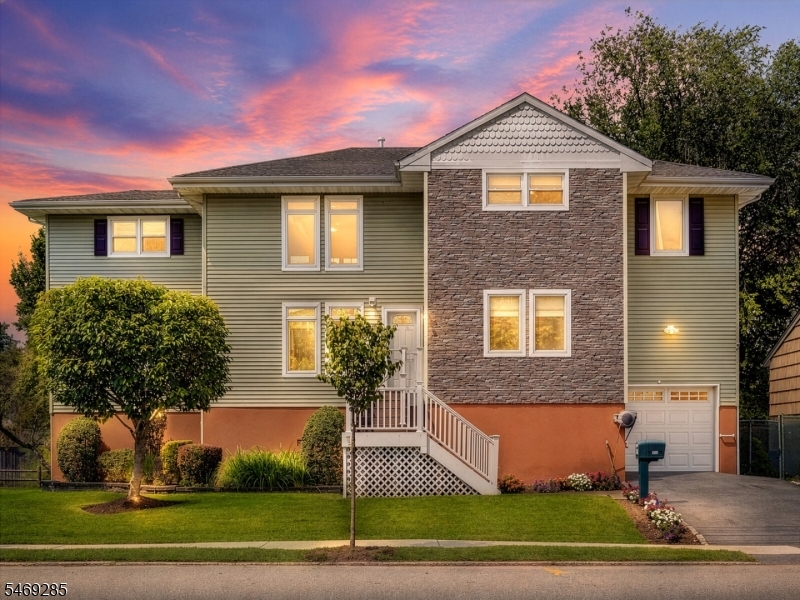 376 Riverside Avenue Rutherford NJ 07070