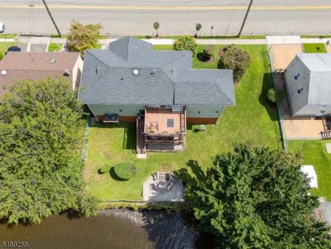 376 Riverside Avenue Rutherford NJ 07070