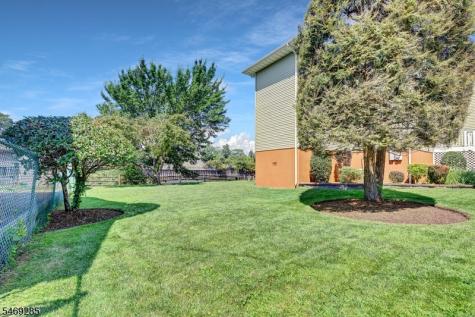 376 Riverside Avenue Rutherford NJ 07070