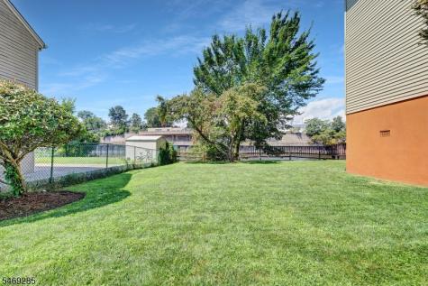 376 Riverside Avenue Rutherford NJ 07070