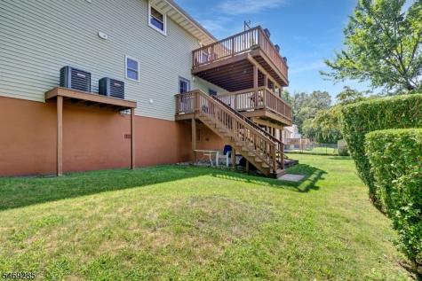 376 Riverside Avenue Rutherford NJ 07070